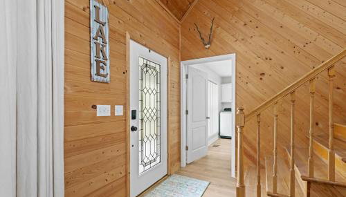 Serenity pointe lake house - Photo 4