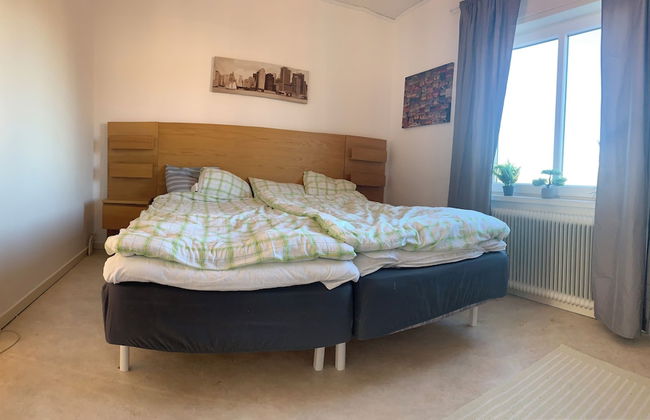 4 Bed Apartment With Balcony in Karlskrona - Photo 4