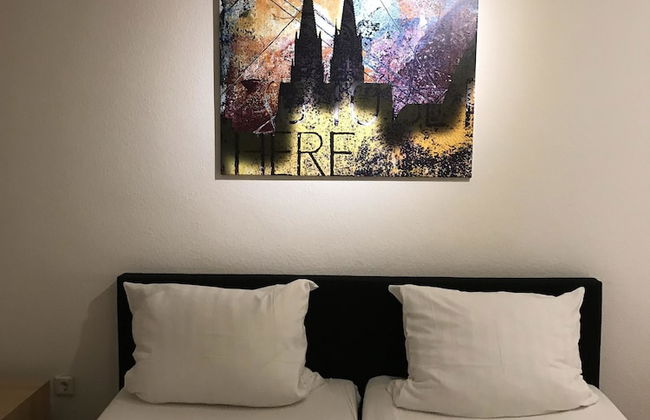 City Apartment - Photo 7