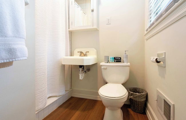 4 BR Sleeps 10 Near UGA & Downtown - Foto 20