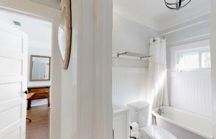 Palm View - Lovingly Renovated - 3 KINGS Half Mile Stroll to Historic DT - Beach just 3 Miles - Foto 24