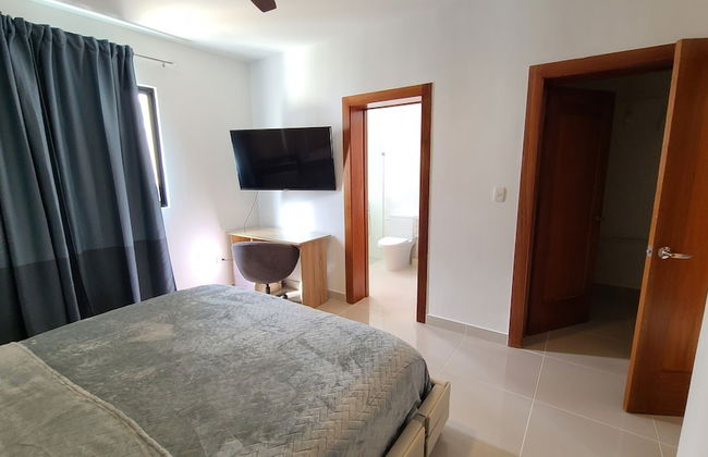 Torre de lujo con piscina y seguridad - Foto 8