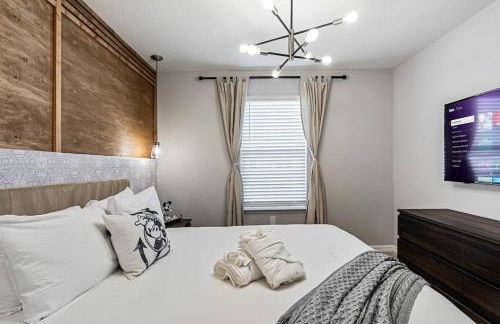 Stunning 5B45B, Heated Pool & BBQ - Photo 27