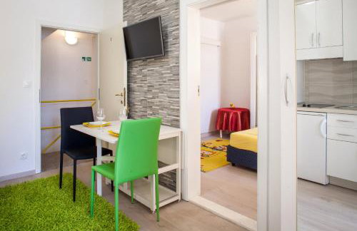 Apartmani Mira - Photo 39