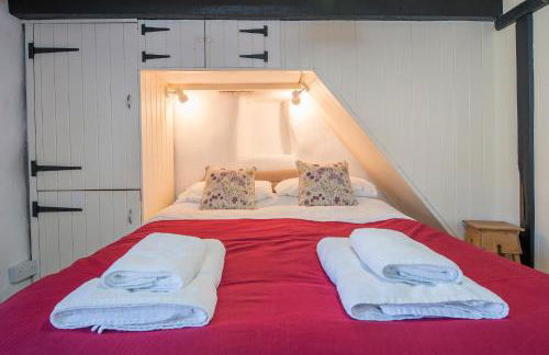 Ty Uchaf Cottage - Photo 8