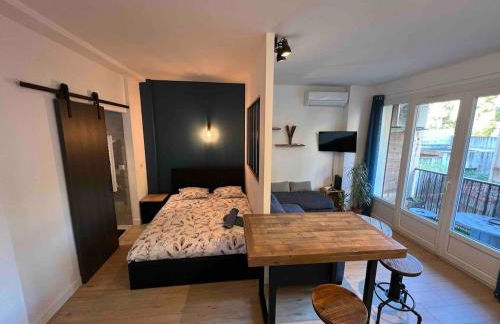 FLC - Charming Studio Parking - 4 Guests - Foto 17