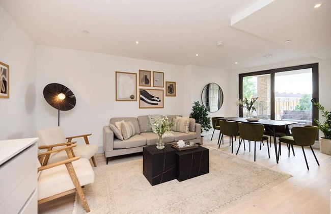 The South Wimbledon Escape - Lovely 3bdr With Balcony - Foto 1