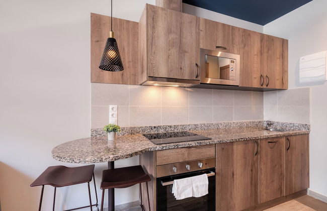 Livensa Living Studios Valencia Marina Real - Photo 7