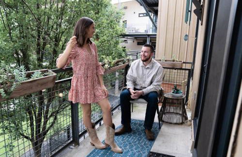 Lamar Treehouse - Photo 27