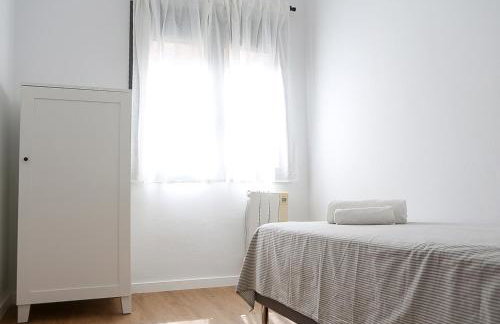 Apartamento reformado de 3 habitaciones en Sagrada Familia - Foto 34