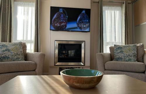 Unobstructed Sea Views , Rockley Park , Poole - Photo 14