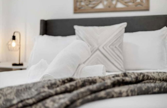 Excellent 2-br Condo in Hip Area of DC - Photo 12