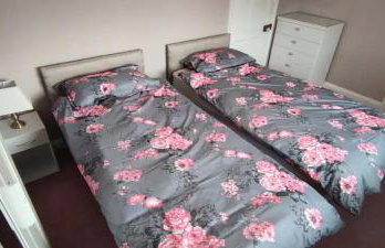 Great base for a Yorkshire adventure - Photo 25