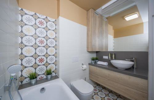 Ermine Suites - Photo 54