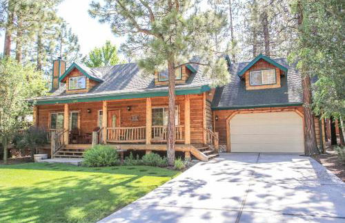 Abe's Cool Cabin - Nice luxury home with a game room, hot tub, and pool table - Foto 2