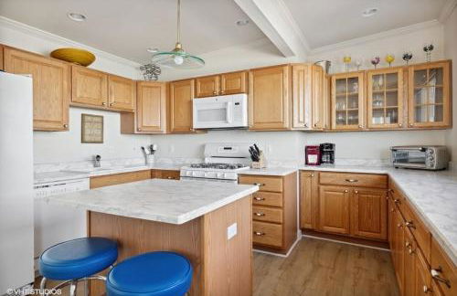 Lake Michigan Getaway by Juniper Holiday + Home - Foto 40