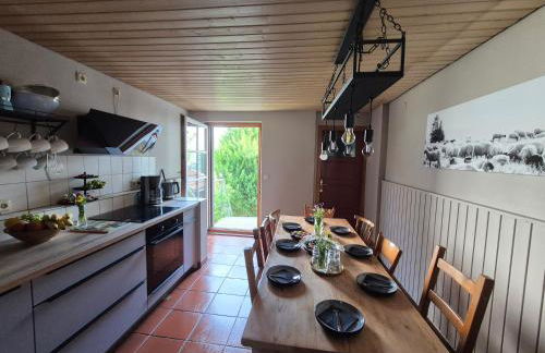 Maison Fuchs - Fantastisches ehemaliges Bauernhaus mit Garten, WiFi und BBQ - Foto 26