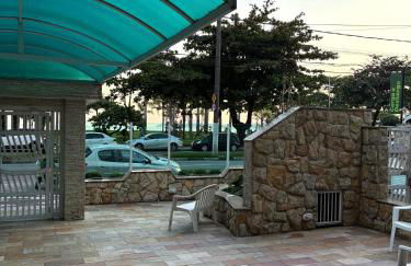 Recanto pé na areia no Embaré - Foto 19