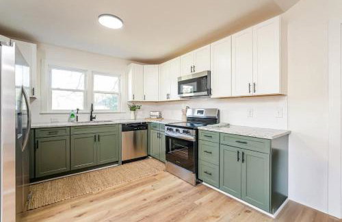 Queens Quarters at Ardmore A Historic 6BR Estate - Photo 3