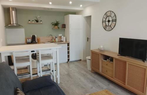 T2 Nid Serein, jardin, calme, proche centre-ville, port, plages - Photo 1