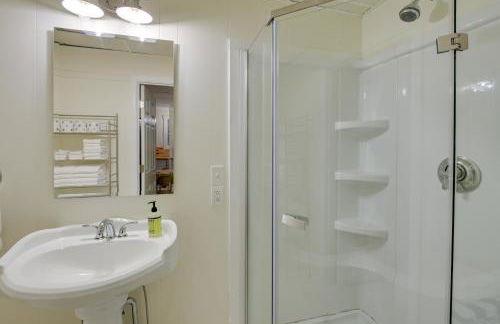 Walk to Harbor Pet-Friendly Apt in Sorrento! - Foto 18