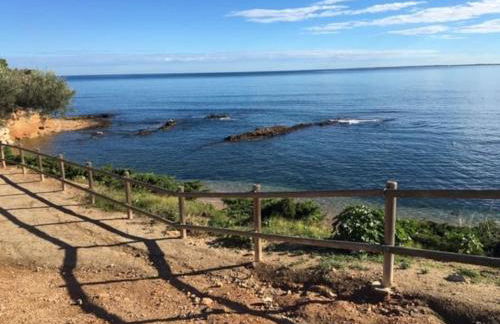 Preciosas vistas al mar y montaña en la Ampolla - Foto 10