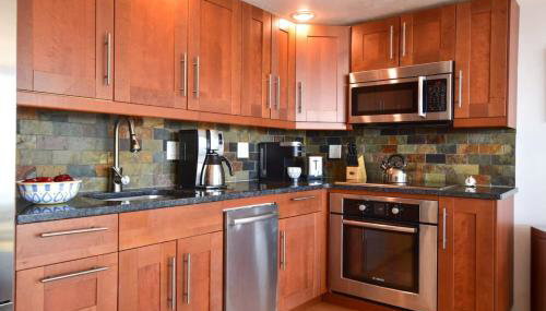 Gorgeous water views in the center of town - Foto 3