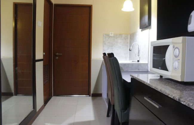 Spacious 1BR with Great View at Marbella Suites Dago - Photo 8