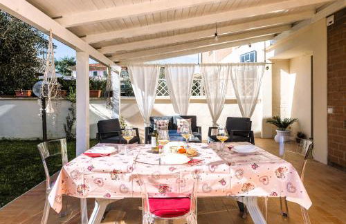 Hostly - Giusy Garden Suite - Only for Holidays - Foto 16