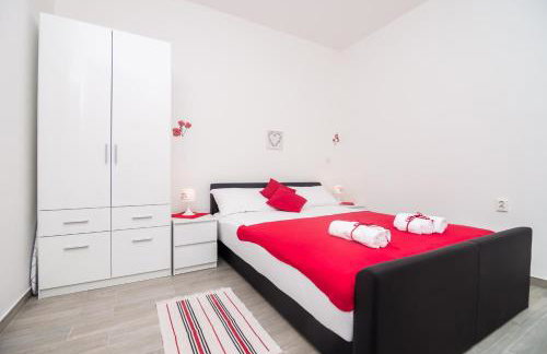 Friendly Apartments - Photo 9