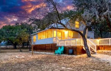 Away at the River - Foto 1