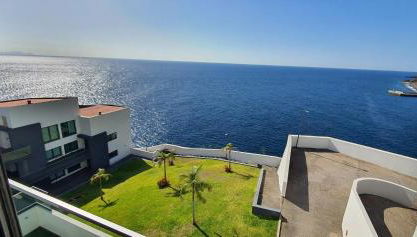 Apartamento T2-5m Aeroporto CR7 - Foto 1