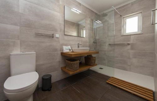 D13 - Eiras Velhas Holiday House in Almádena - Foto 53