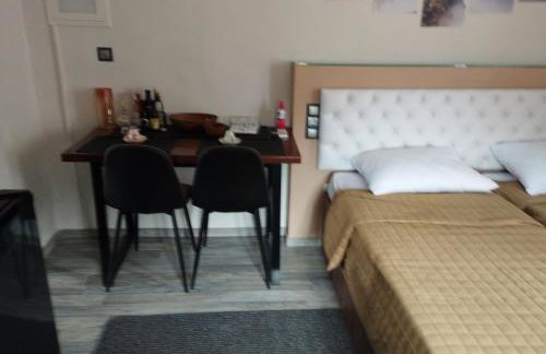 ΕΚΑLI ROOMS APARTMENTS - Foto 26