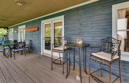 Bring a Pet! Mtn-View Bostic Retreat with Deck - Foto 27