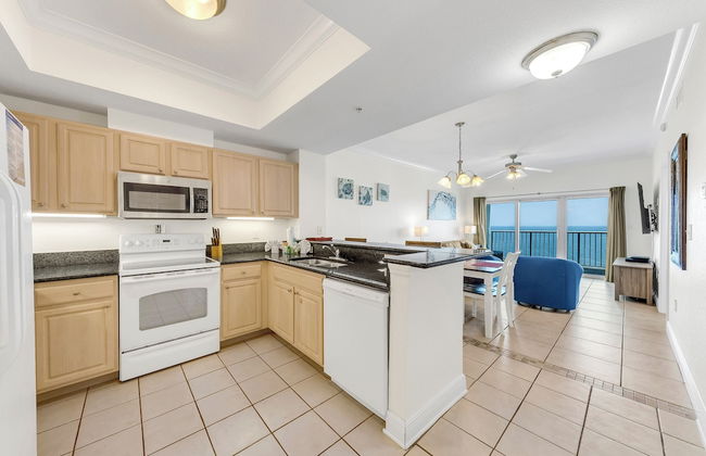 Crystal Tower Comfort Condos by Hosteeva - Foto 33