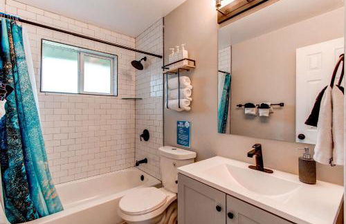 Spacious family home in Littleton with fenced yard - Foto 11