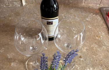 Tree House 6 bedrooms, 2 blocks from everything - Foto 28