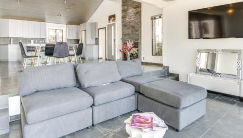 3 Mi to Beach Home with Pool and Spa in Malibu! - Foto 5