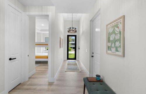 Naples Getaway by Beaches & Pickleball Courts - Photo 17