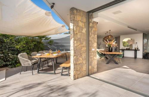 Modern Oasis: 4 Bedroom Villa in Ibiza City, 1263 - Foto 37