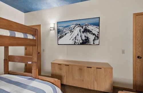 Treehouse Cabin Hot Tub Sauna Game Room - Foto 50