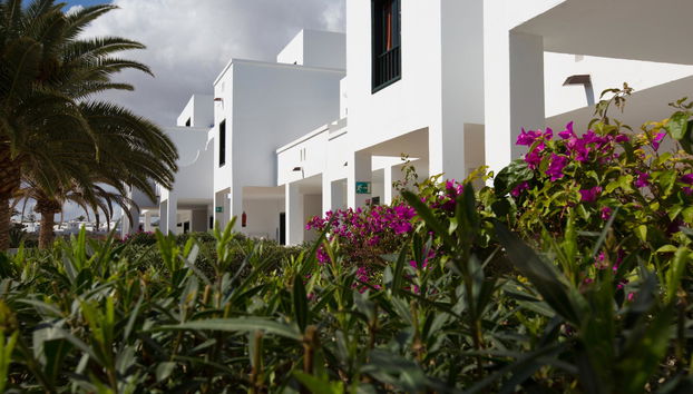 Nazaret Sol Apartments - Photo 2