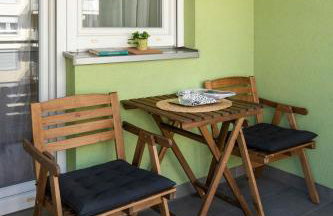Sunny 1BDR with Balcony & Parking - Photo 14