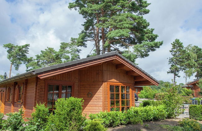 Wooden Chalet With Terrace and Microwave - Photo 28