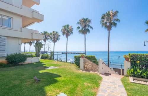 In front of SEA & CENTER - Foto 41