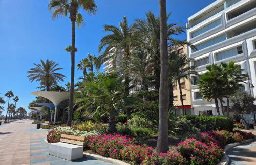 Sea View Penthouse Apartment with Hot Tub - Casa Bella Vista, Buenas Noches , Estepona - Photo 63