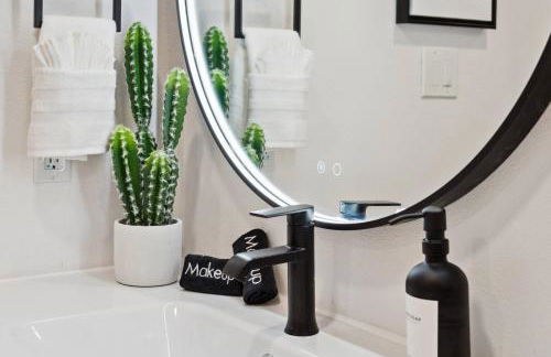 Peaceful 1-BR Stay w/ Putting Green near Downtown - Foto 27