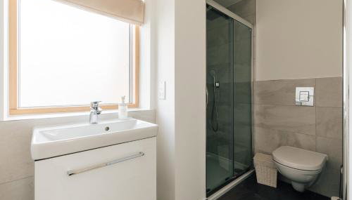 Redland Stay In Bespoke Home 1 of 2 - Foto 4