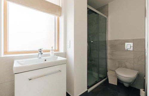 Redland Stay In Bespoke Home 1 of 2 - Foto 4